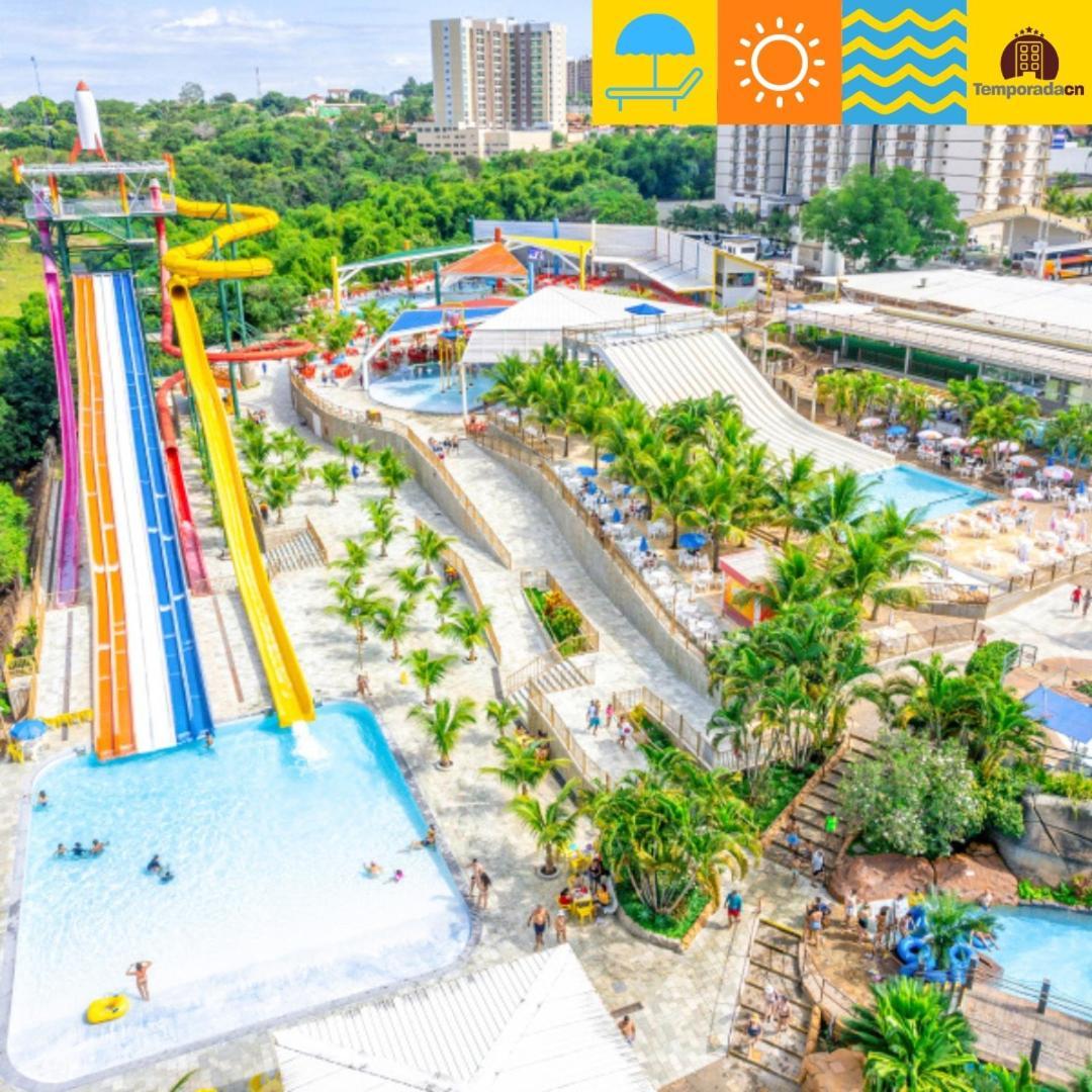Piazza Com Acesso Ao Acqua Park Aparthotel Калдас Новас Екстериор снимка
