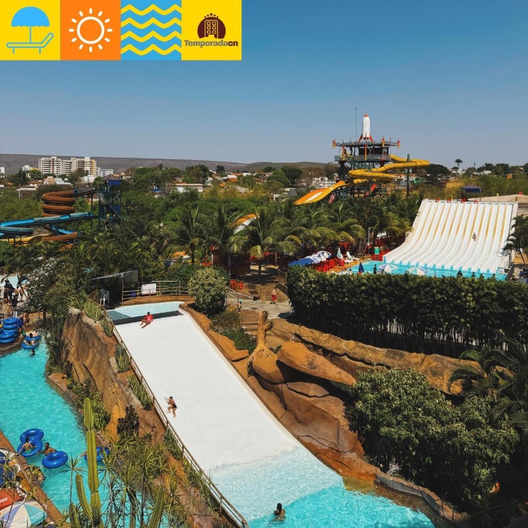 Piazza Com Acesso Ao Acqua Park Aparthotel Калдас Новас Екстериор снимка